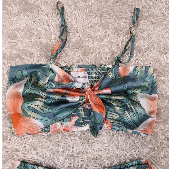 Love + Harmony Two Piece Top and Shorts Set Green Tropical Print Small - Picture 10 of 11
